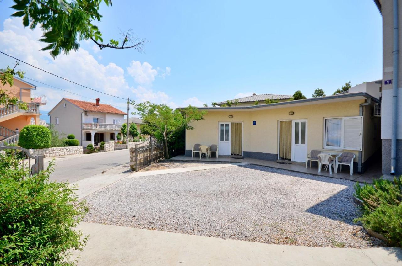 Apartments Branimir Novi Vinodolski Kültér fotó